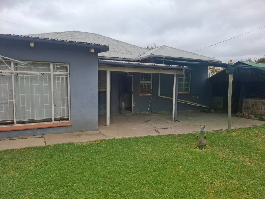 4 Bedroom Property for Sale in Kroonheuwel Free State